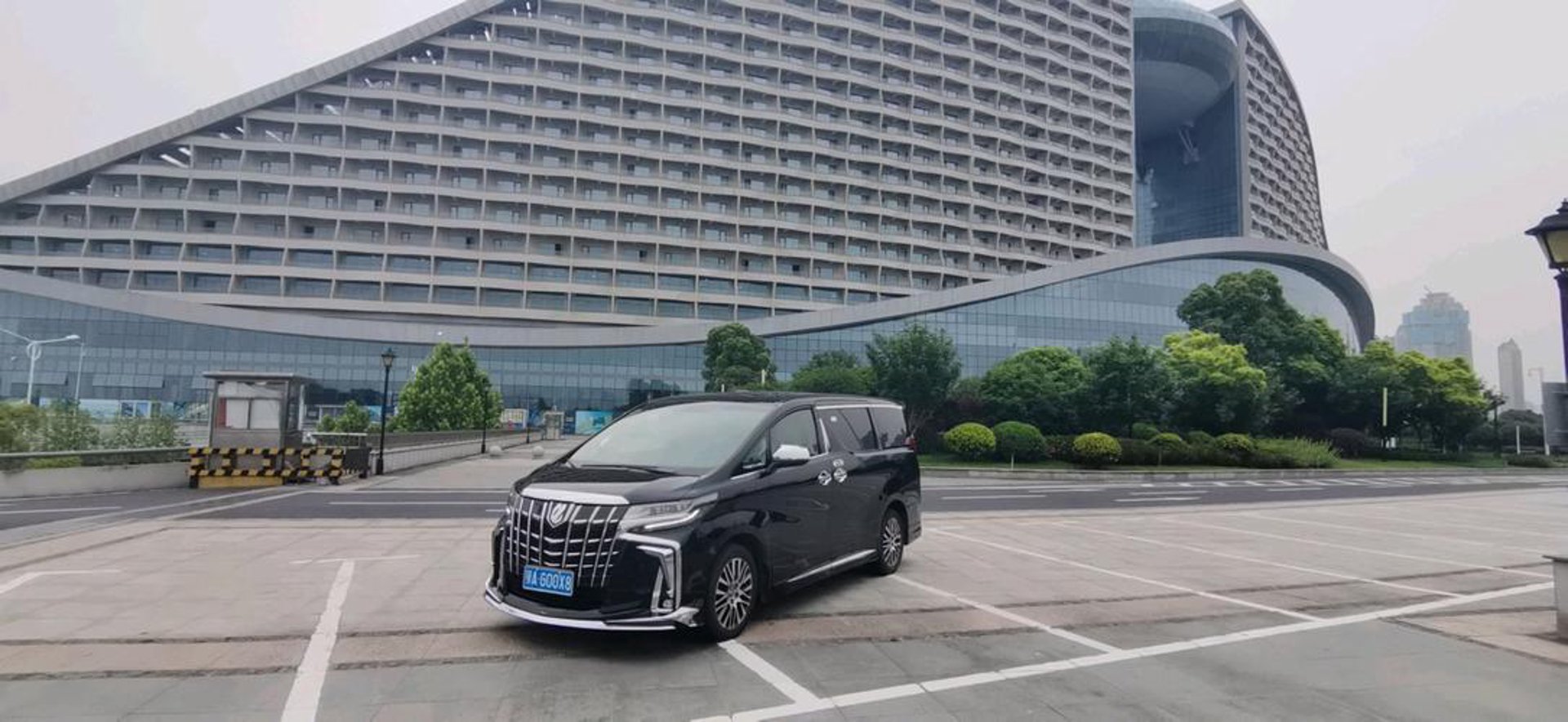 嶂涨租车